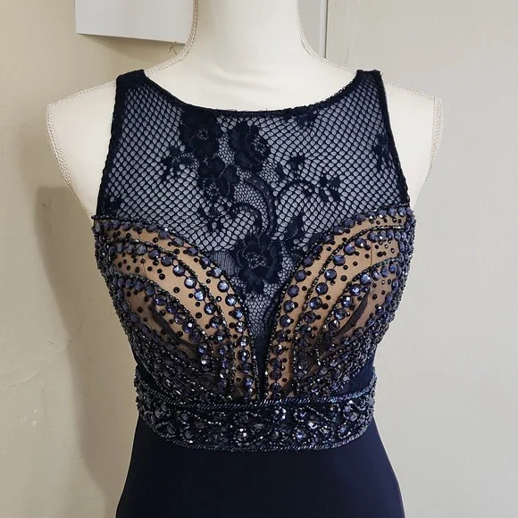 Size 2 Navy & Nude Prom/Pageant/Evening Gown by Dave & Johnny - Picture 2 of 8